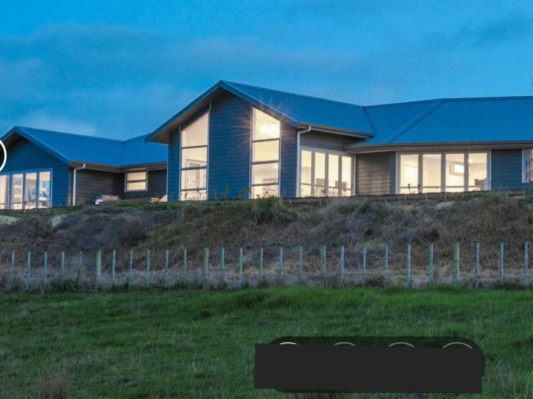 450 Monument Rd, Clevedon, Auckland - Carousel 1