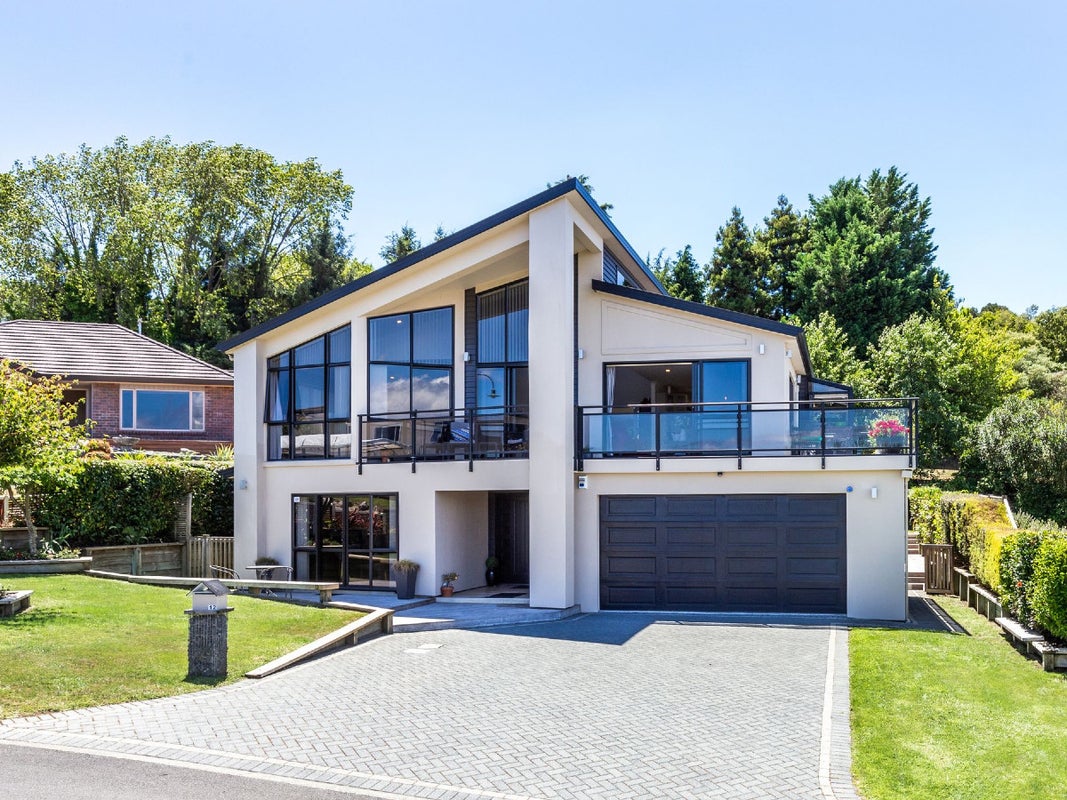 12 Luberon Way, Nukuhau, Taupo - Carousel 1