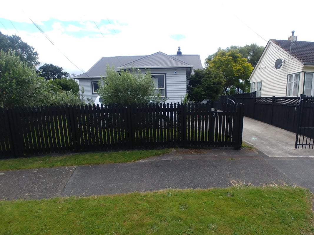 31 Shearer Crescent, Naenae, Lower Hutt - Carousel 1