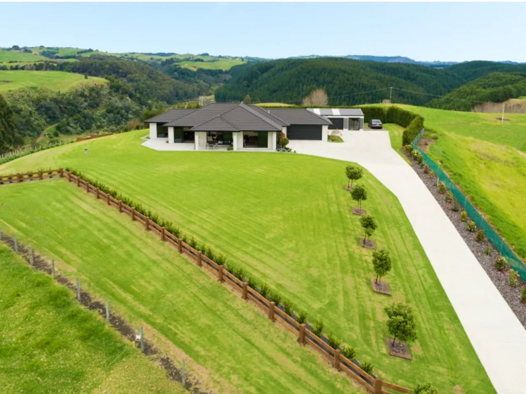 147 Mimiha Ridge Road, Matata, Whakatane - Carousel 1