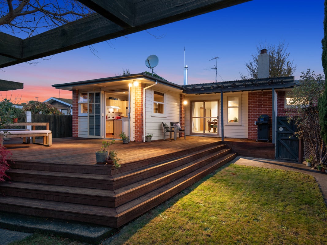 37 Litchfield Street, Redwoodtown, Blenheim - Carousel 1
