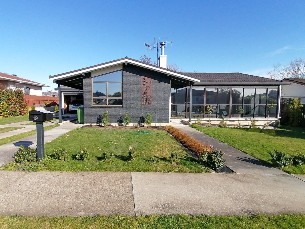 19 Mount View Place, Waipukurau - Carousel 1