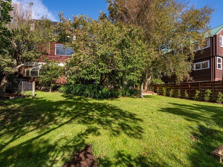 73A Nicholson Road, Khandallah, Wellington - Carousel 1
