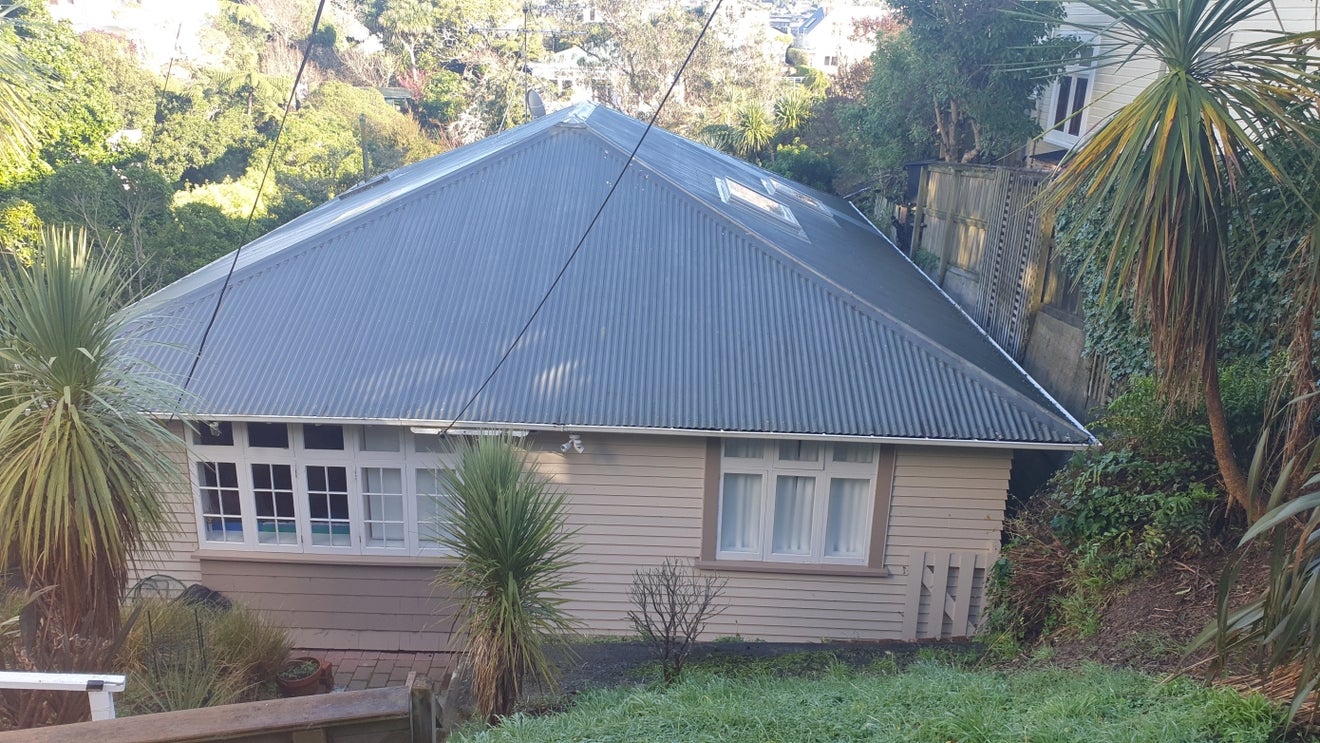20 Fernhill Terrace, Wadestown, Wellington - Carousel 1