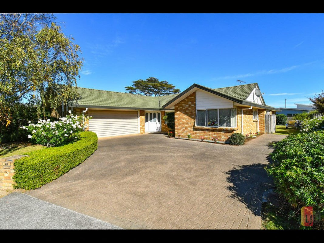 28 Chippewa Place, Conifer Grove, Takanini - Carousel 1