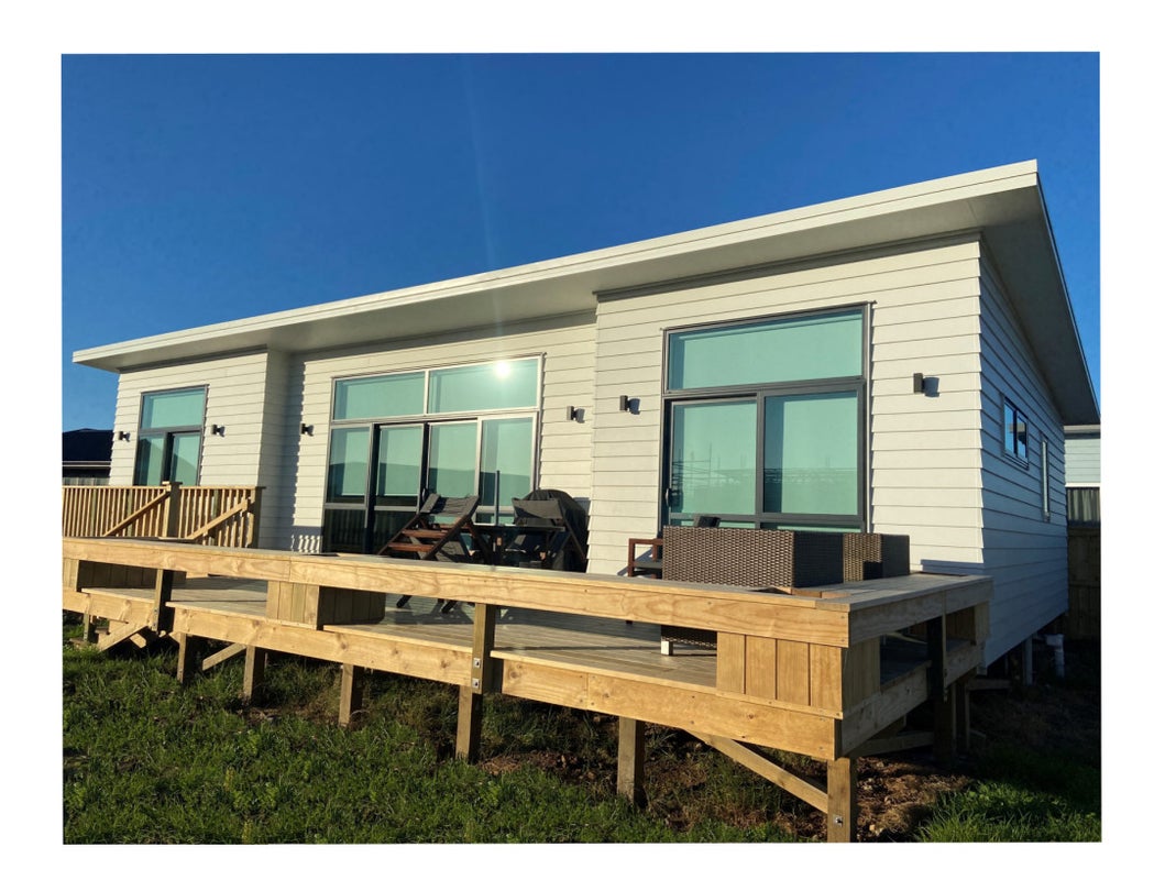 12 Moet Crescent, Waihi Beach, Waihi Beach - Carousel 1