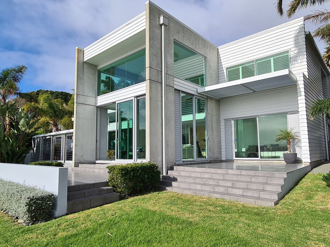 11 Highland Lass Place, Langs Beach, Waipu - Carousel 1