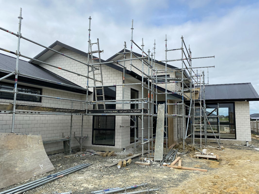 65 Eighth View Avenue, Beachlands, Auckland - Carousel 1