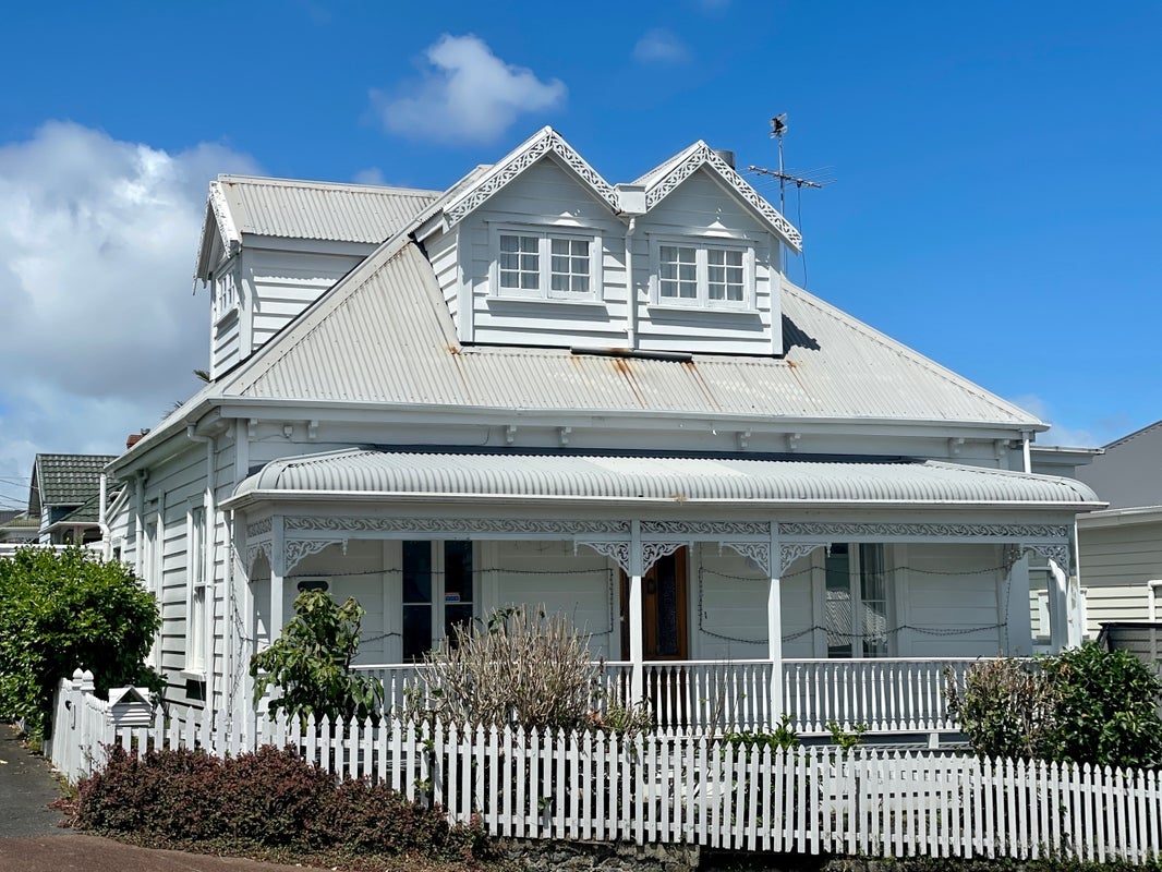54 Pompallier Terrace, Ponsonby, Auckland - Carousel 1