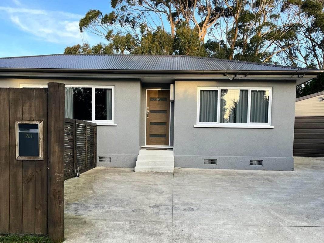201 Frankley Road, Frankleigh Park, New Plymouth - Carousel 1