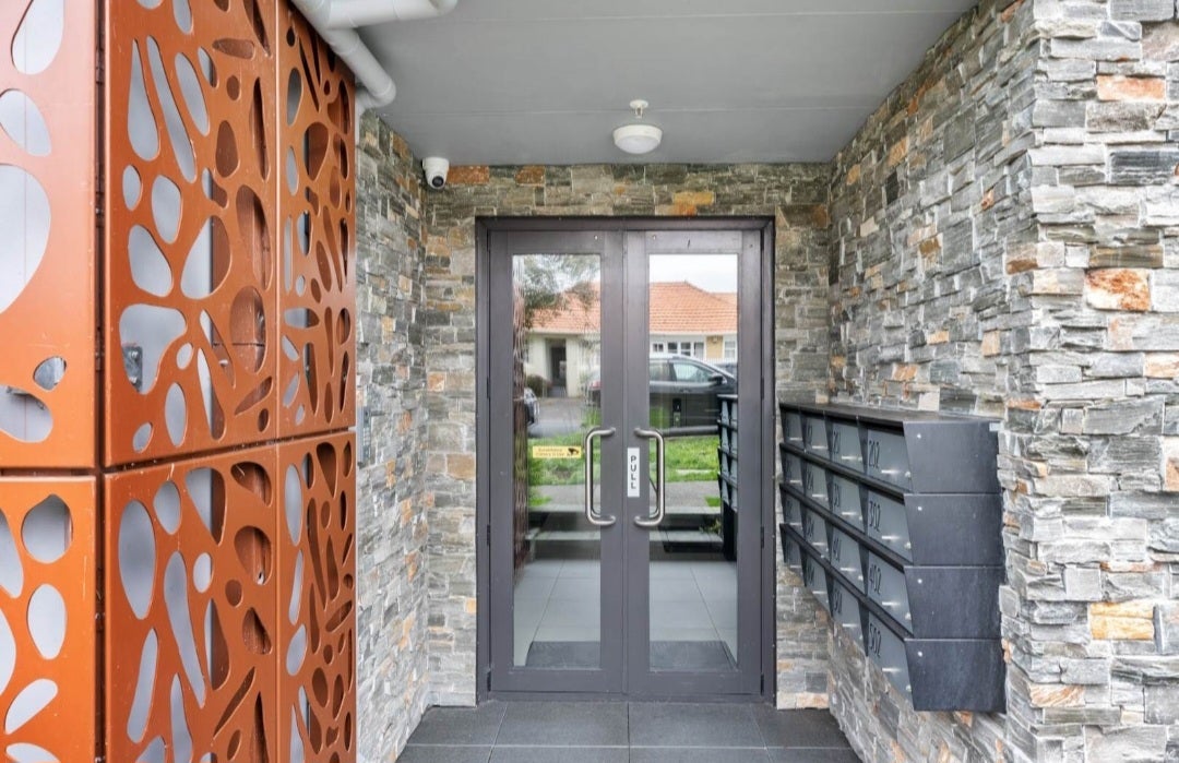 403/2A Truro Road, Sandringham, Auckland - Carousel 1