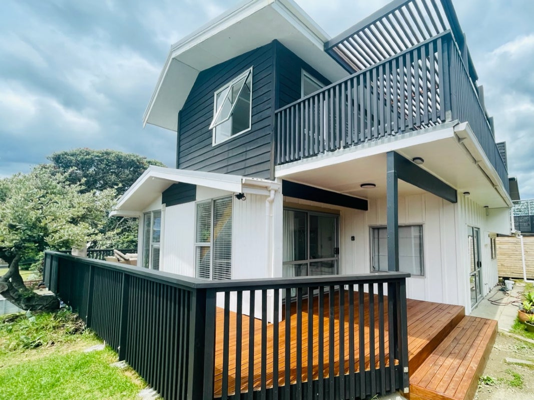 47 William Street, Waikanae Beach, Waikanae - Carousel 1