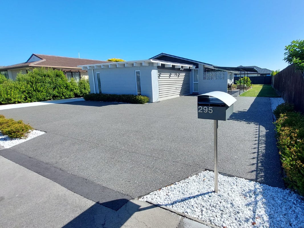 295 Hendersons Road, Hoon Hay, Christchurch - Carousel 1