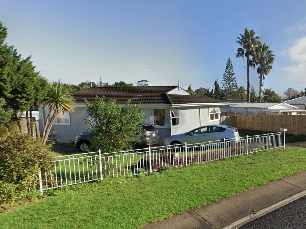 53 Captain Scott Road, Glen Eden, Auckland - Carousel 1
