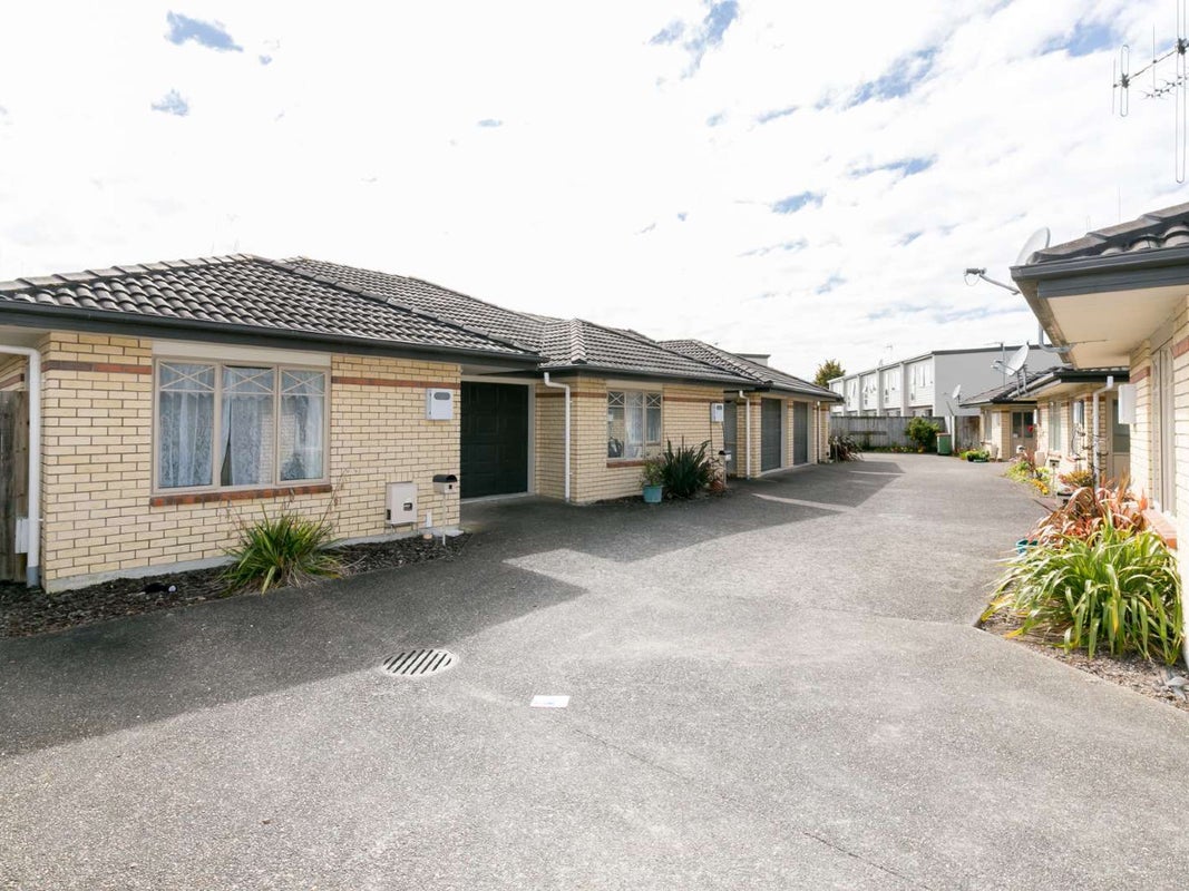6/19 Beatty Street, Melville, Hamilton - Carousel 1