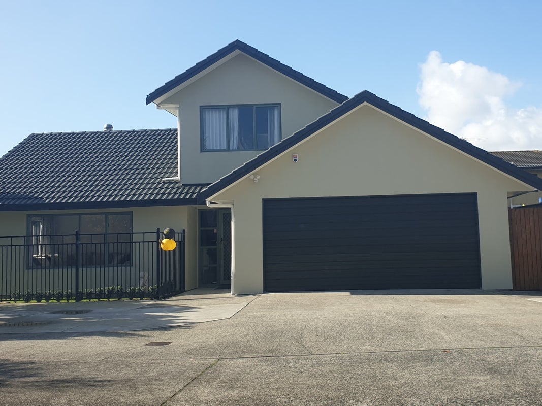 32B Lenore Road, Favona, Auckland - Carousel 1
