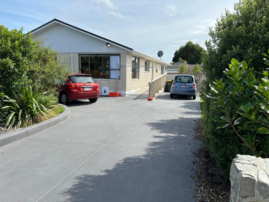 10 Te Hiko Street, Takapuwahia, Porirua - Carousel 1