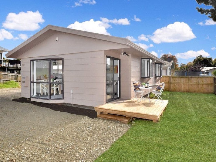65A Redcrest Avenue, Red Hill, Papakura - Carousel 1