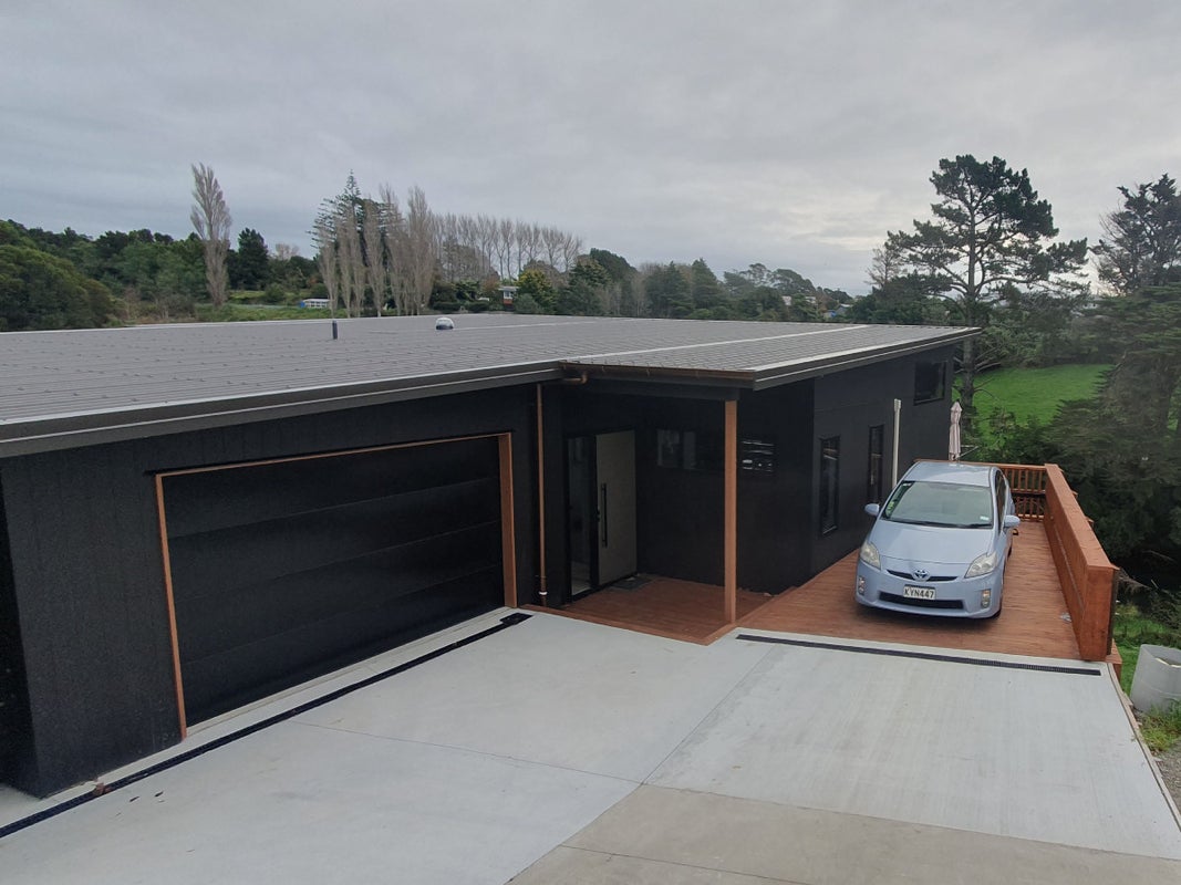 63A Heta Road, Highlands Park, New Plymouth - Carousel 1