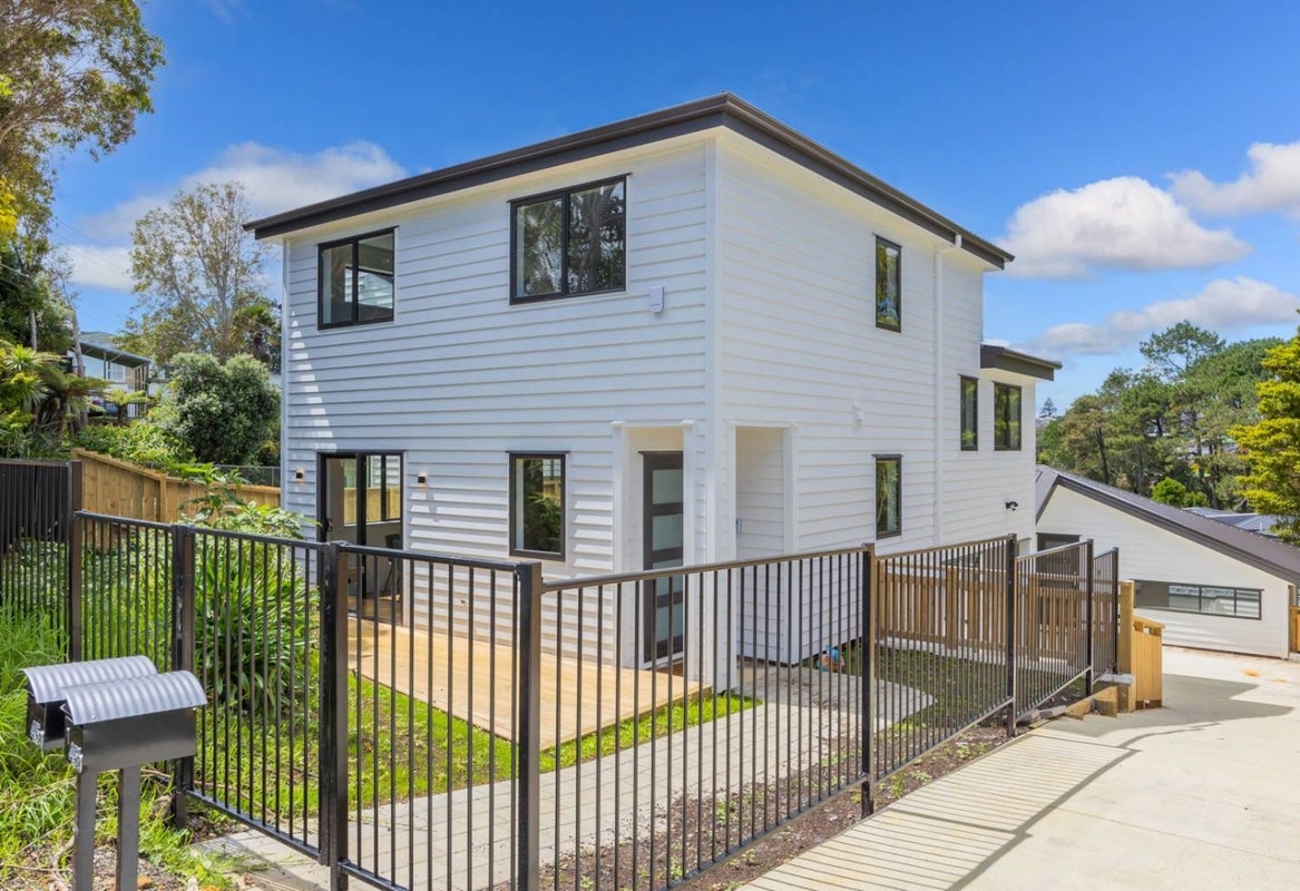 45A Woodstock Road, Forrest Hill, Auckland - Carousel 1