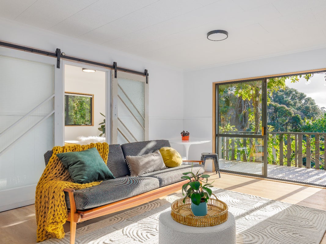 37 Alison Road, Surfdale, Waiheke Island - Carousel 1