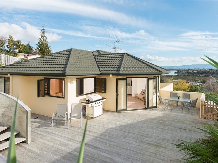 26D Western Road, Bellevue, Tauranga - Carousel 1