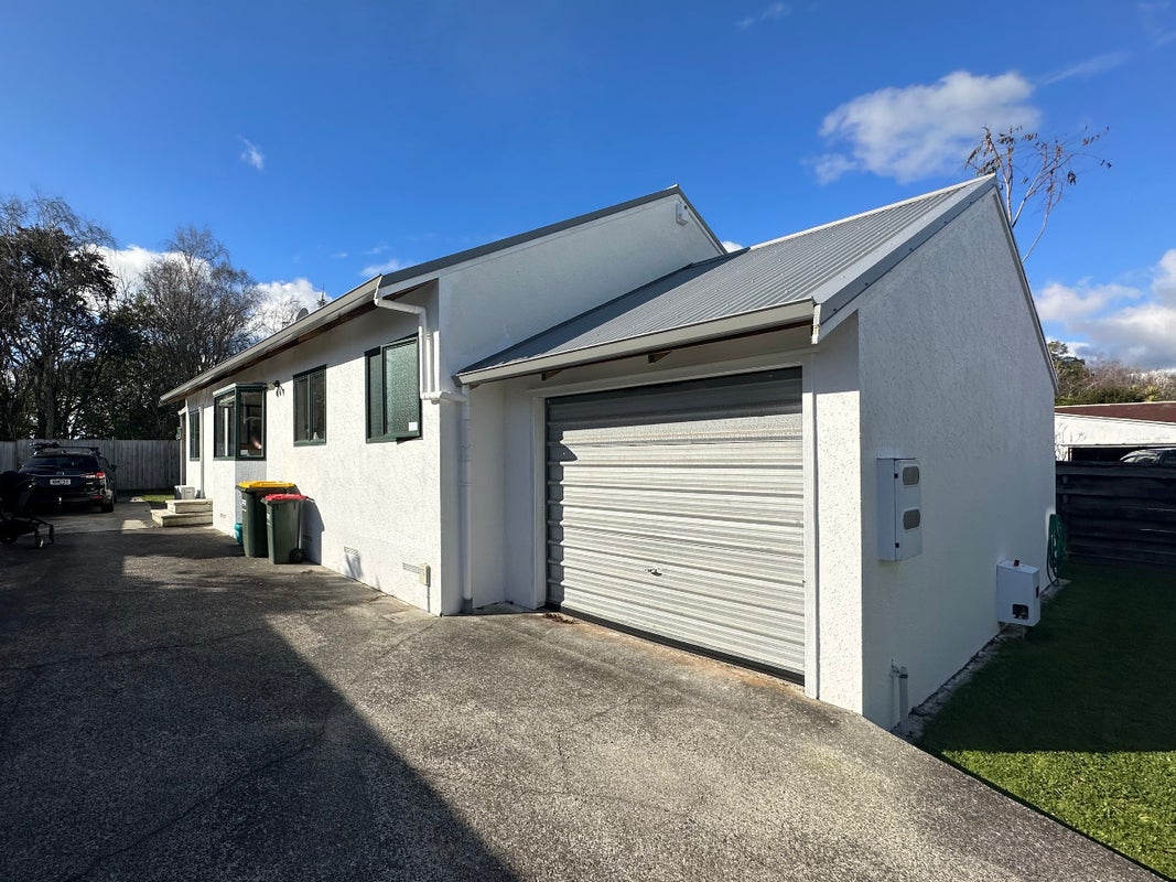 1A Wingate Street, Bader, Hamilton - Carousel 1