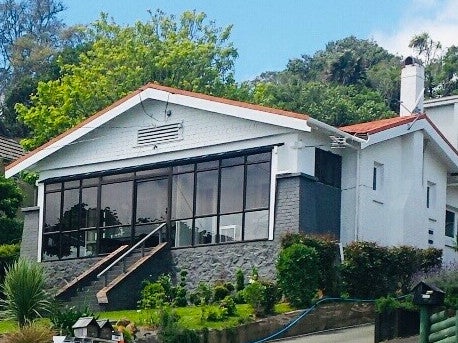 26 Rewa Road, Three Kings, Auckland - Carousel 1