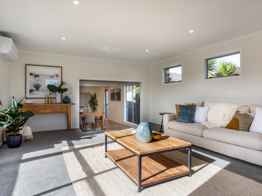 20 Bahari Drive, Ranui, Auckland - Carousel 1
