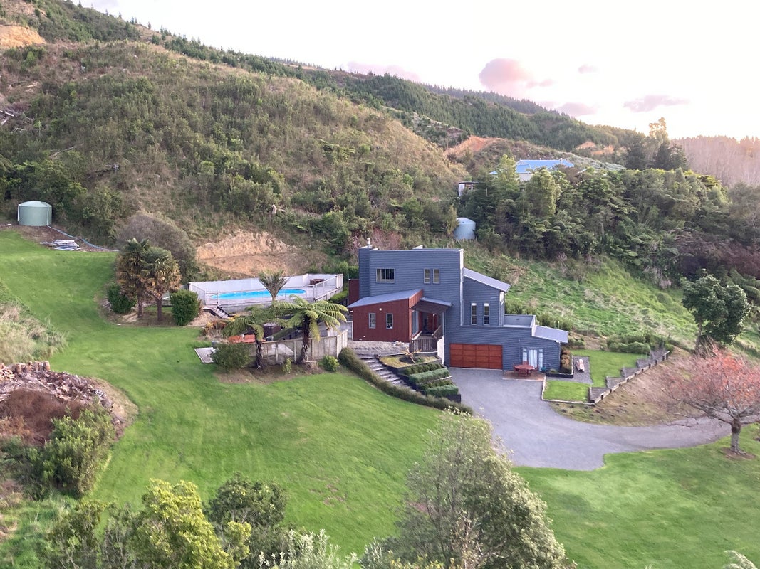 48 Mahaki Road, Nikau Valley, Paraparaumu - Carousel 1