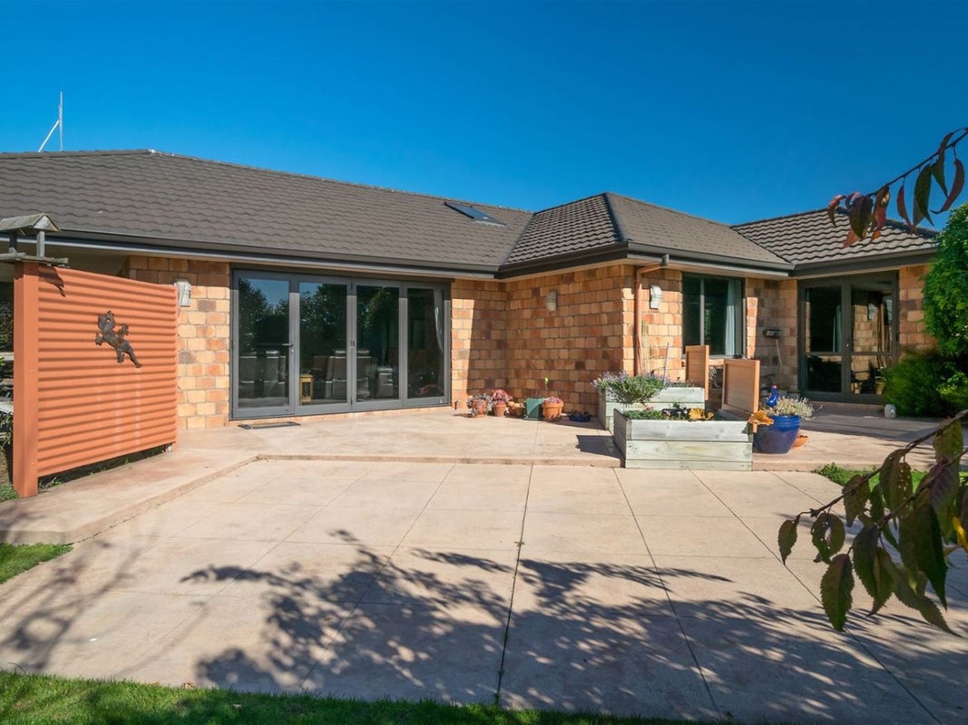 5 Hawkwood Place, Witherlea, Blenheim - Carousel 1
