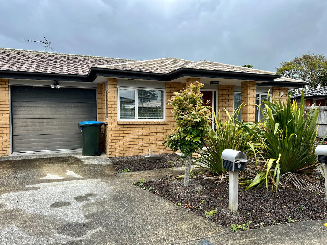 9/68 Fonteyn Street, Avondale, Auckland - Carousel 1