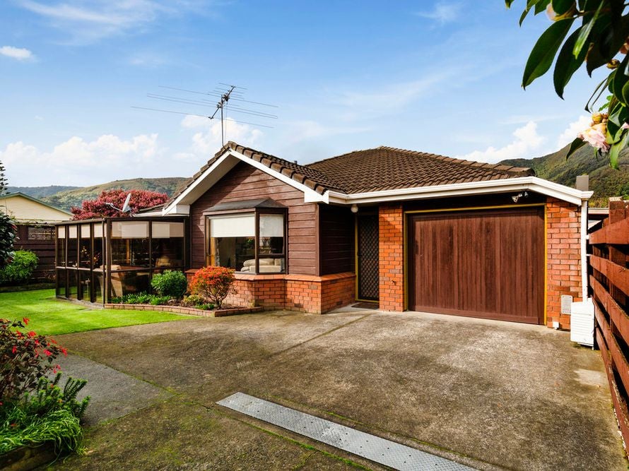 48A Bauchop Road, Waterloo, Lower Hutt - Carousel 1