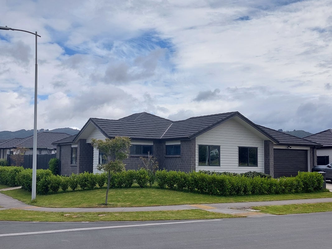4 Gilruth Road, Trentham, Upper Hutt - Carousel 1