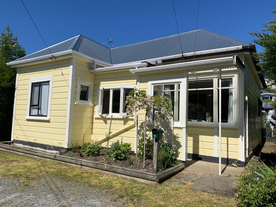 5 Eton Street, Kaikorai, Dunedin - Carousel 1