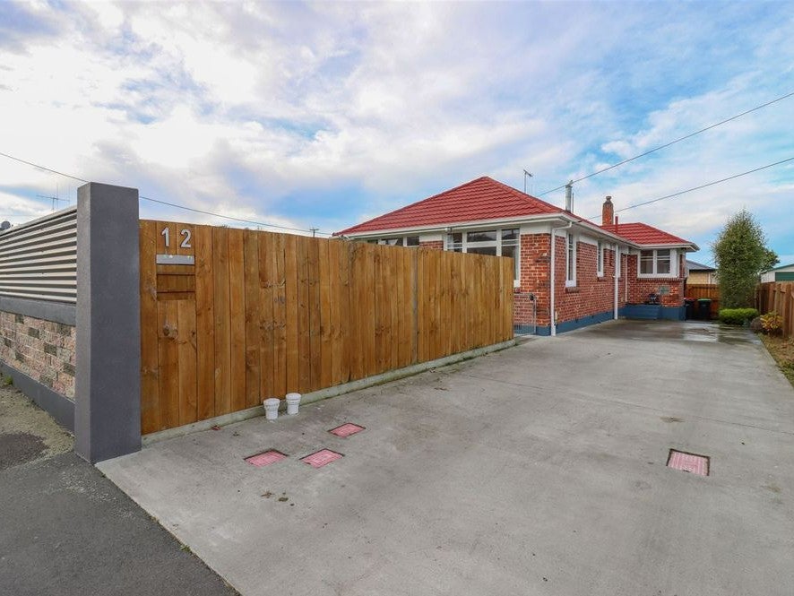 12 Norwood Street, Waimataitai, Timaru - Carousel 1