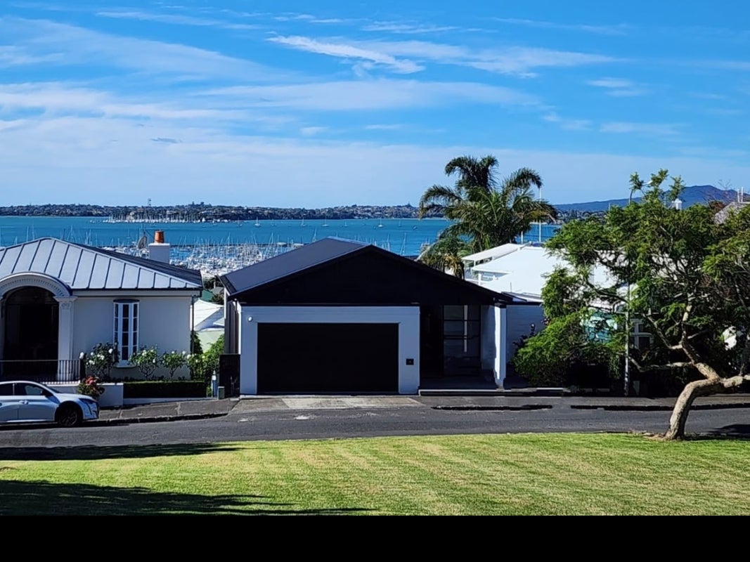 19 Selby Square, Saint Marys Bay, Auckland - Carousel 1