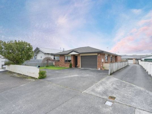 40 Durham Street, Levin, Levin - Carousel 1