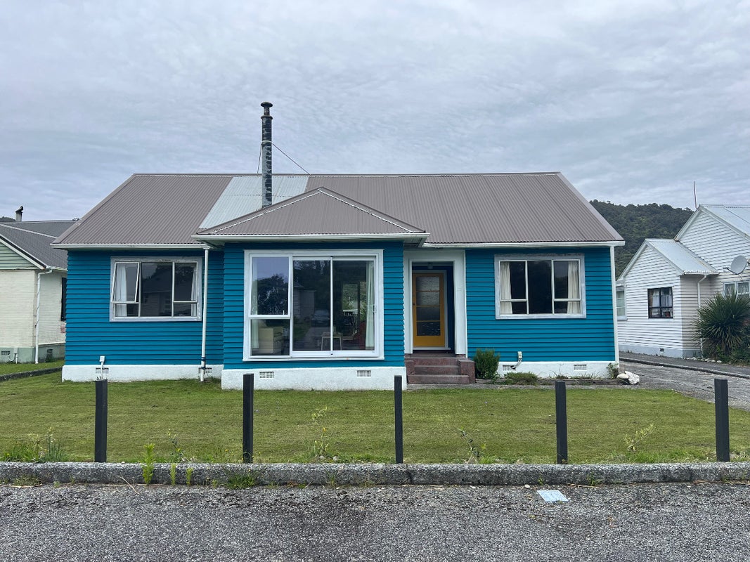 23 Firth Street, Cobden, Greymouth - Carousel 1