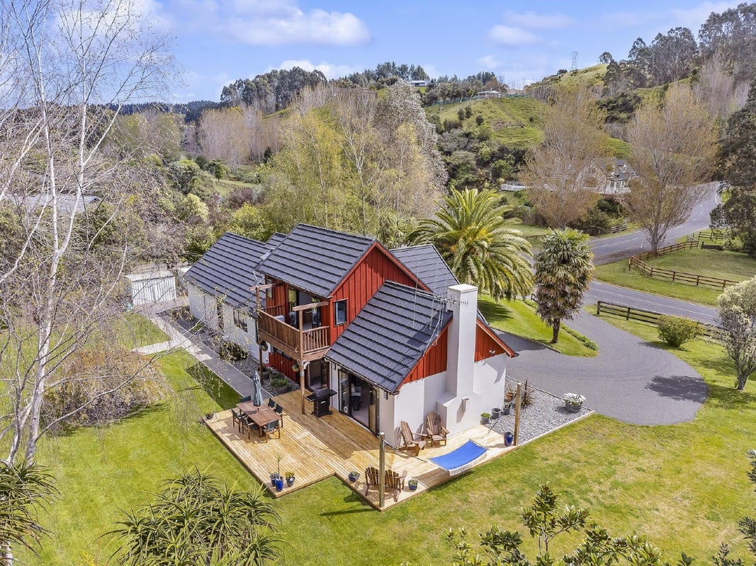 72 Maui Pomare Road, Nikau Valley, Paraparaumu - Carousel 1
