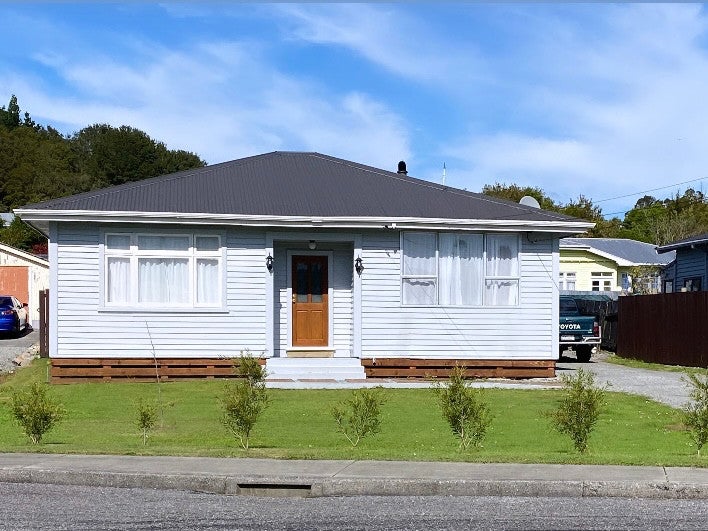 15 MacDougall Avenue, Dunollie, Runanga - Carousel 1