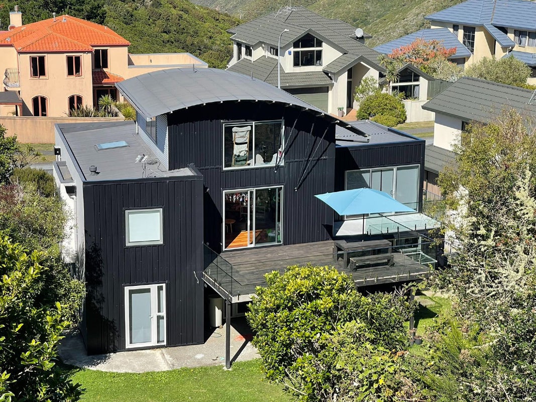 10 Waterhouse Drive, Brooklyn, Wellington - Carousel 1