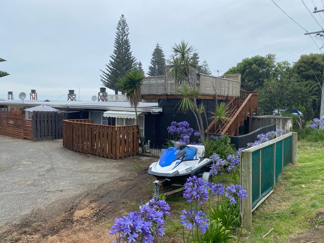 79A Blue Pacific Parade, Riversdale Beach, Masterton - Carousel 1