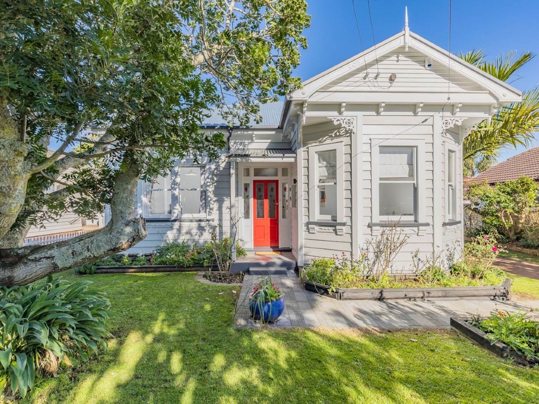 41 Trafalgar Street, Onehunga, Auckland - Carousel 1