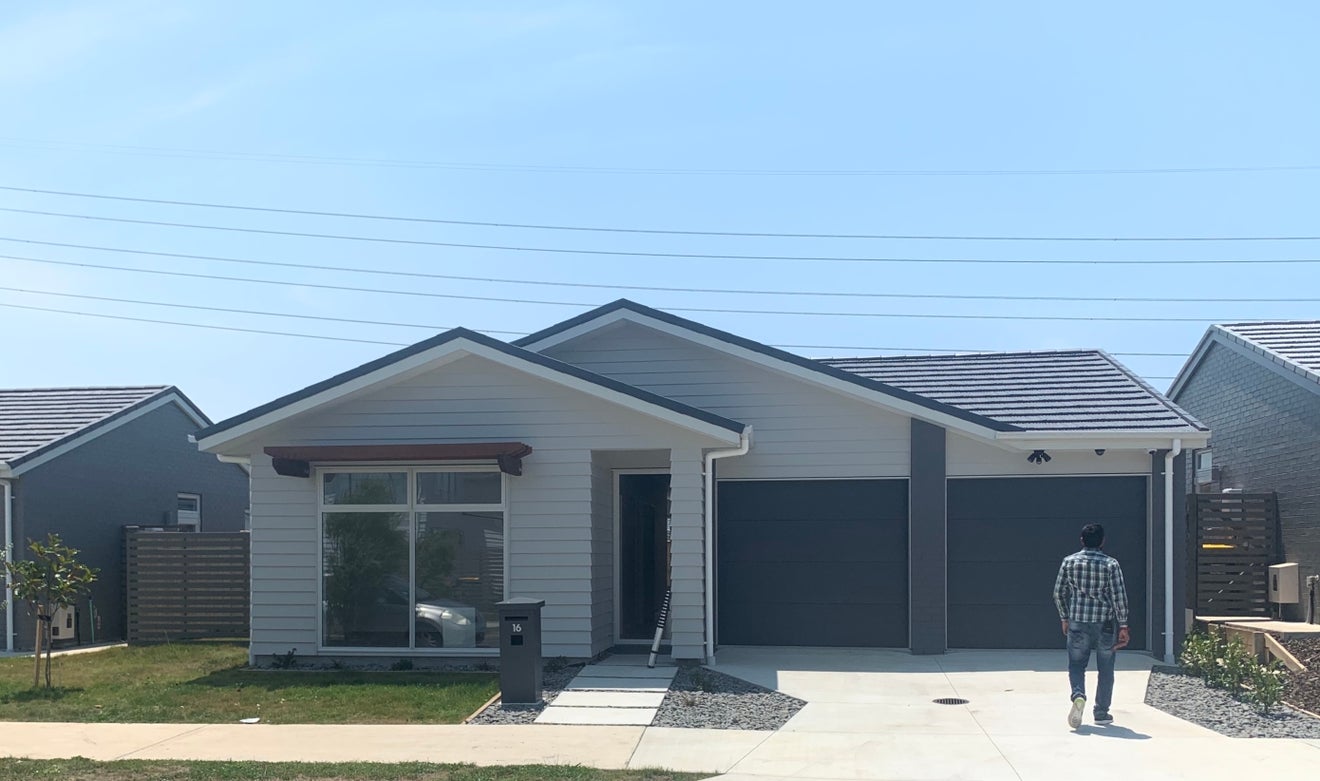16 Wairepo Street, Takanini, Auckland - Carousel 1