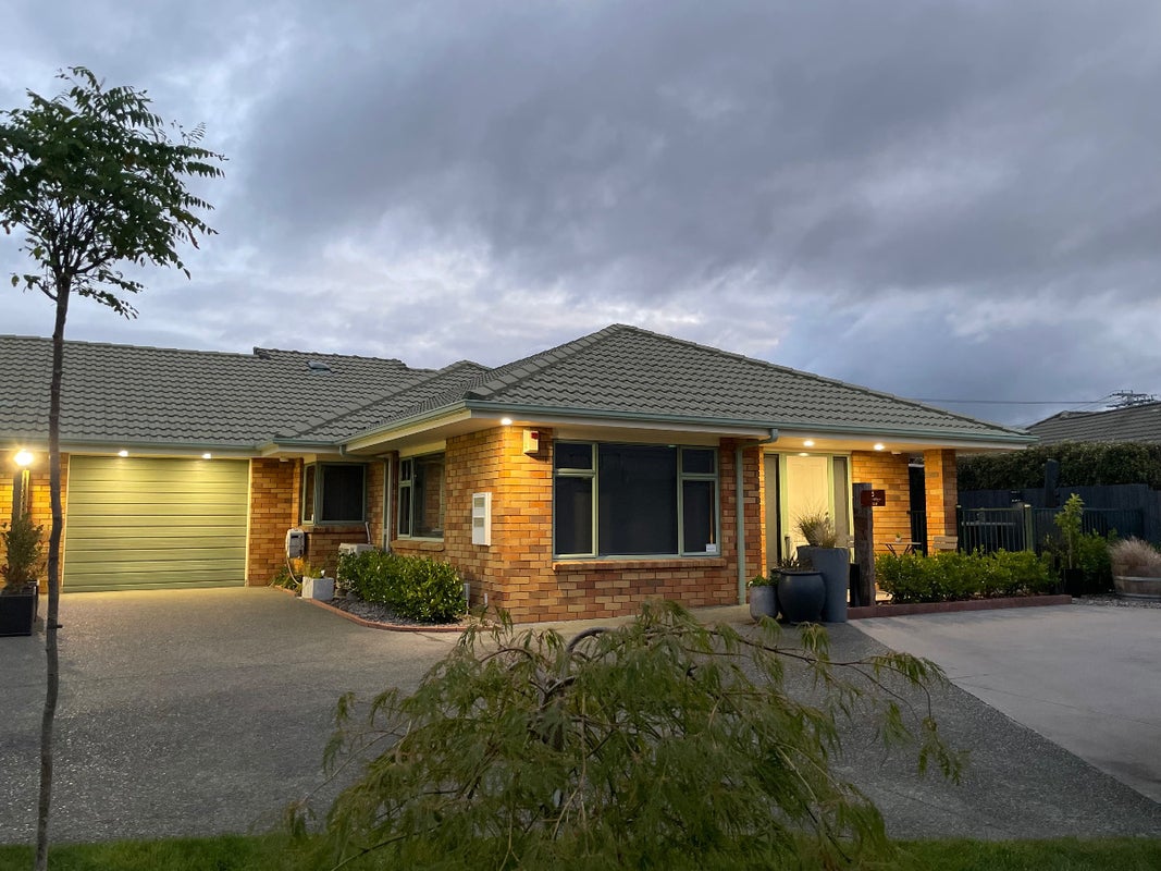 5 Elmbridge Place, Owhata, Rotorua - Carousel 1