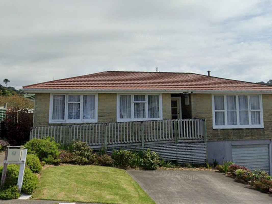 43 Endeavour Street, Marfell, New Plymouth - Carousel 1