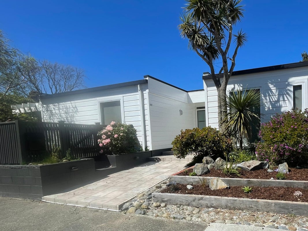6 Maple Grove, Kingston, Wellington - Carousel 1