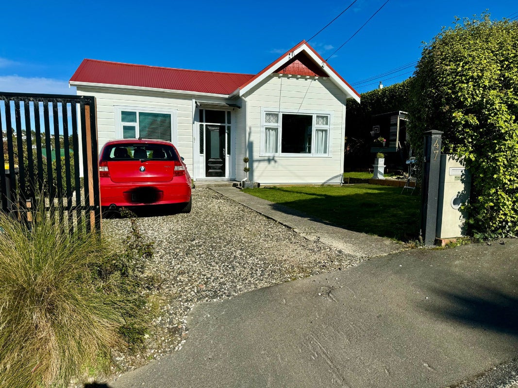 47 Beresford Street, Kaikorai, Dunedin - Carousel 1