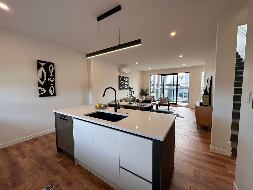 4/48 St Johns Road, Saint Johns, Auckland - Carousel 1